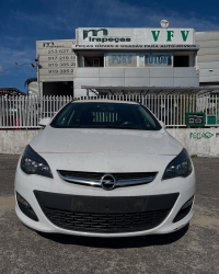 Opel Astra J 2015