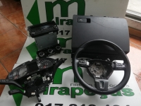 PE&Ccedil;AS VW PASSAT 2014