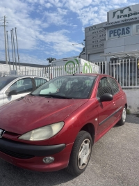 - Peugeot 206 2003