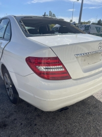  Mercedes-Benz C200 cdi (w204) 2015